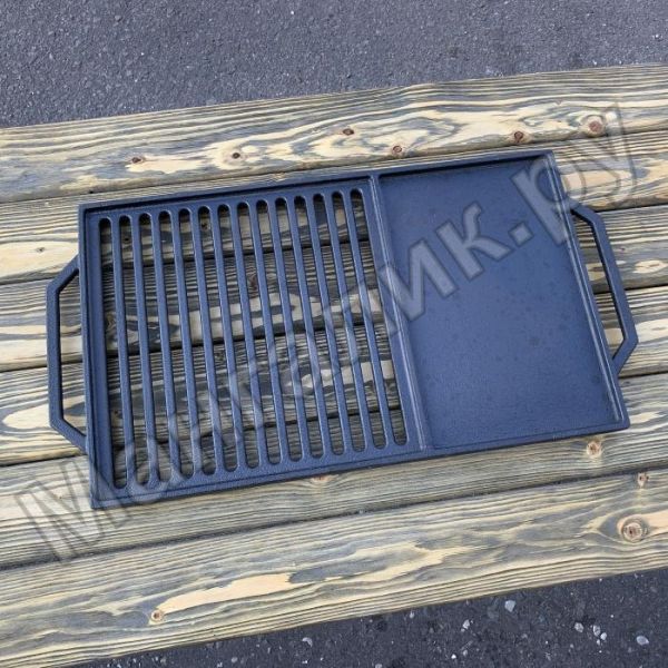 Cast iron grill grate with a baking sheet