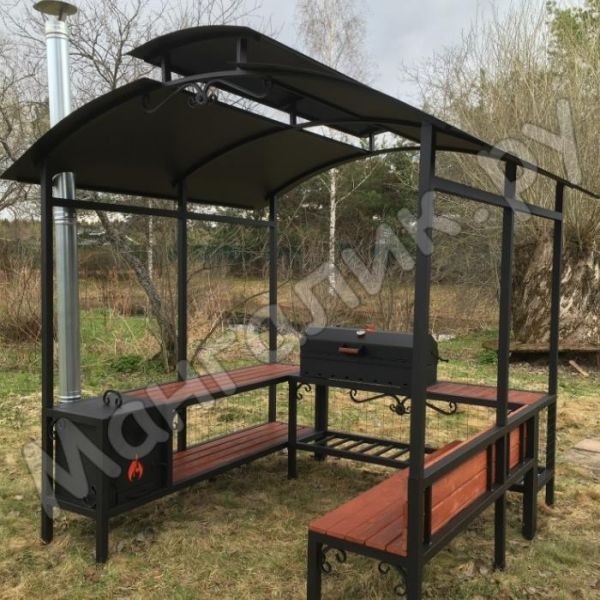 Arbor-Grill 2x2 with barbecue, stove under the cauldron and a bench